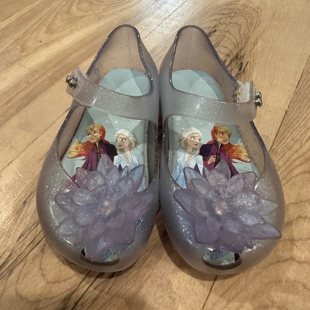 Mini Melissa  frozen shoes size toddler 5